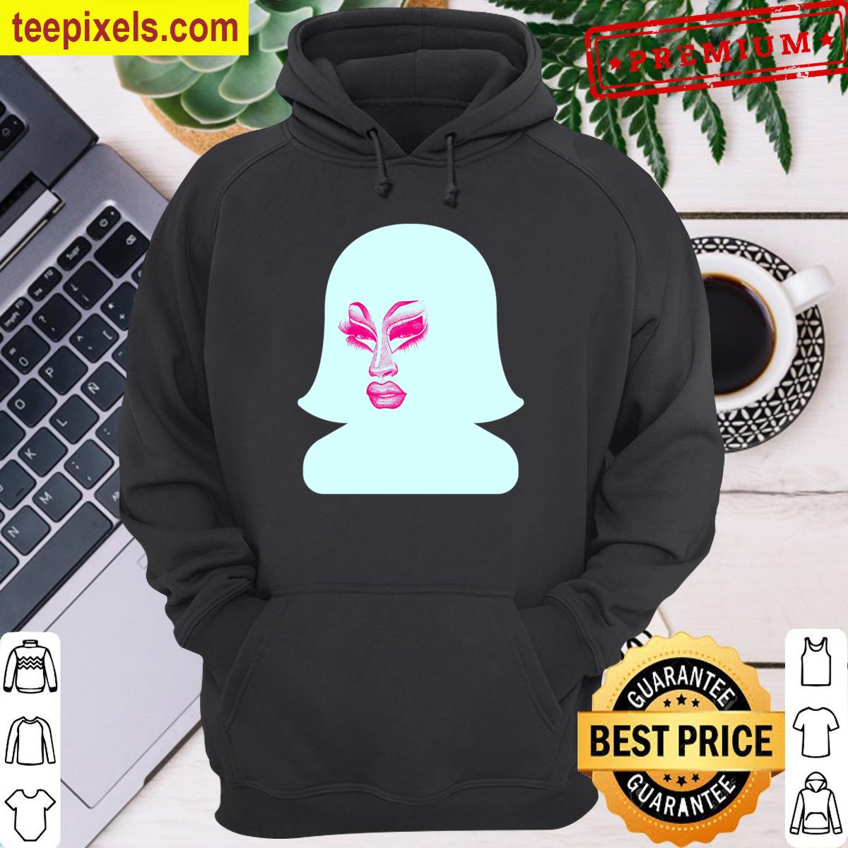 Trixie-helmet-bluebird- Tee Shirt